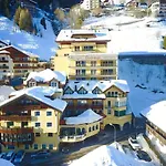 Dorfstadl Hotel