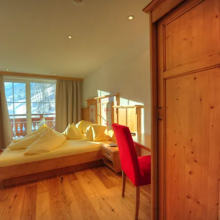 Dorfstadl 4*