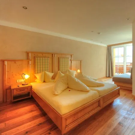Dorfstadl Hotel 4*