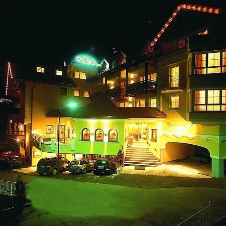 Dorfstadl Hotel 4*