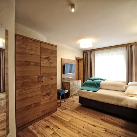 Dorfstadl 4*