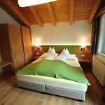 Dorfstadl Hotel