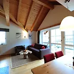 Dorfstadl Hotell 4*