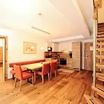 Dorfstadl Hotell 4*