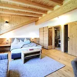 Dorfstadl 4*